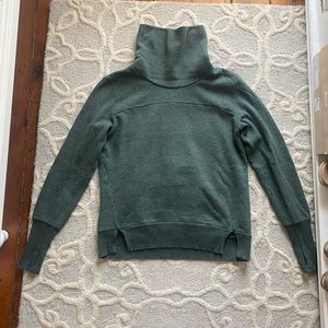 Alo Haze Pullover